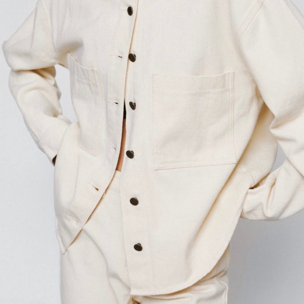 Nasty Gal — Pocket Front Oversized Denim Shirt - Picture 7 of 10